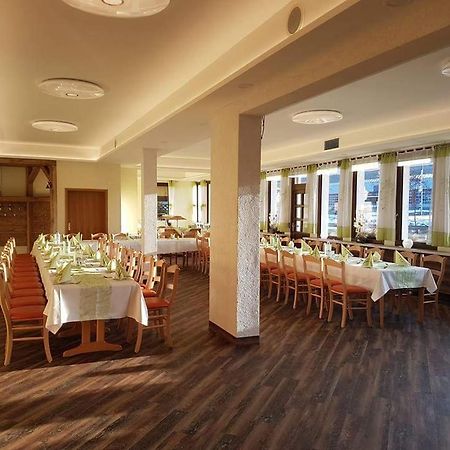 Hotel Fasold Sulzfeld  Екстер'єр фото